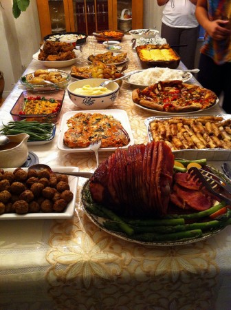 Na festa de Ano Novo, nossa tradição era, comer, comer... até a barriga crescer! (Foto: rickie22 / Flickr / CC BY-NC-ND 2.0)