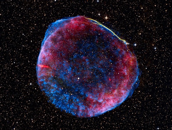 Exemplo de uma supernova vista do espaço. Ainda não há imagens disponíveis da supernova descoberta por Nathan (Foto: NASA, ESA, Zolt Levay / STScI) 