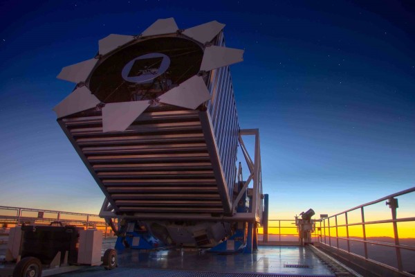 Telescópio de Apache Point, situado no estado do Novo México, Estados Unidos. (imagem: Sloan Digital Sky Survey)