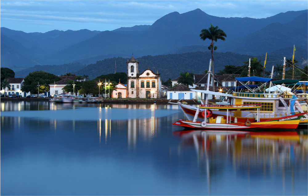 De malas prontas para Paraty